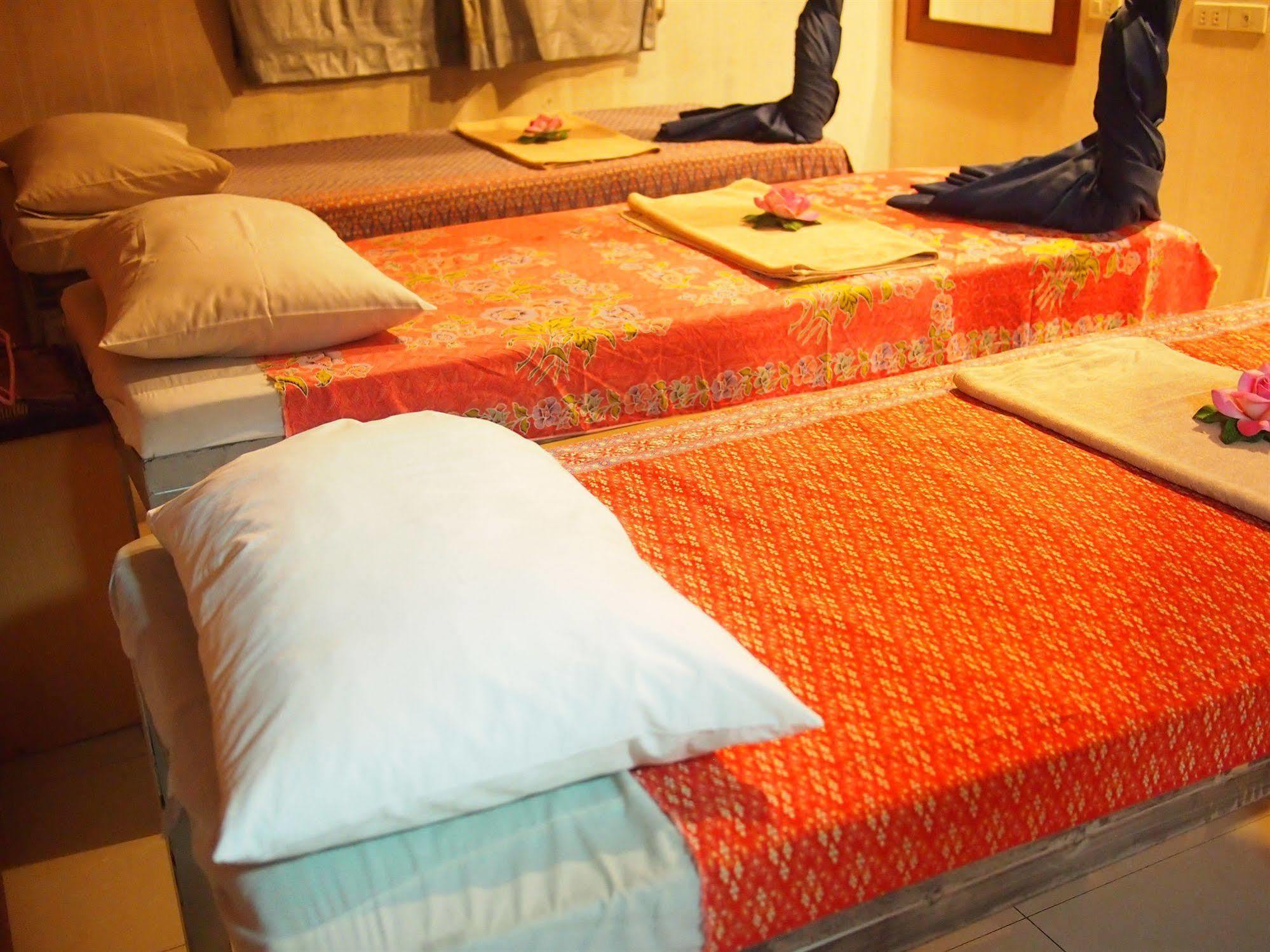 Penginapan Parkway 3*
